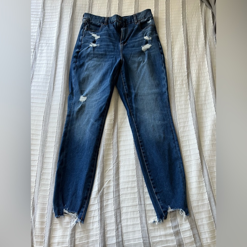 American Eagle Ripped Skinny Jeans